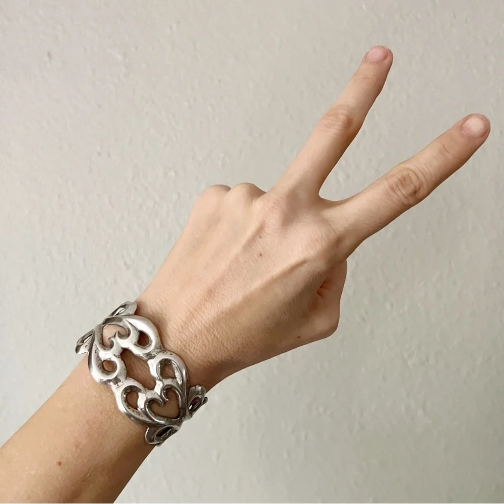 NATIVE Vintage Navajo Sandcast Southwestern Sterling Silver Wide Swirling Cuff